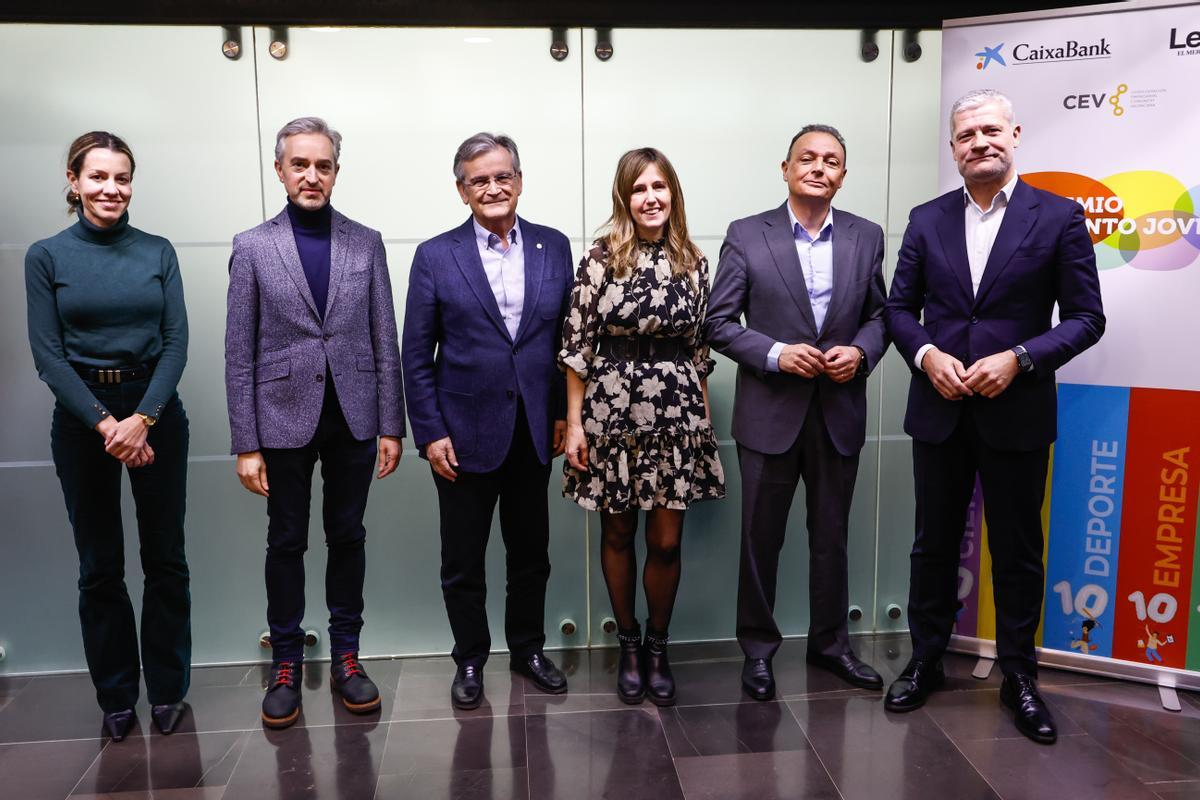 Silvia Tomás (Prensa Ibérica), José Luis Pérez (CCCC), Rafael Gandía (Cruz Roja), Ángela Pérez (Health inCore), Salvador Navarro (CEV) y César Miguel (CaixaBank).