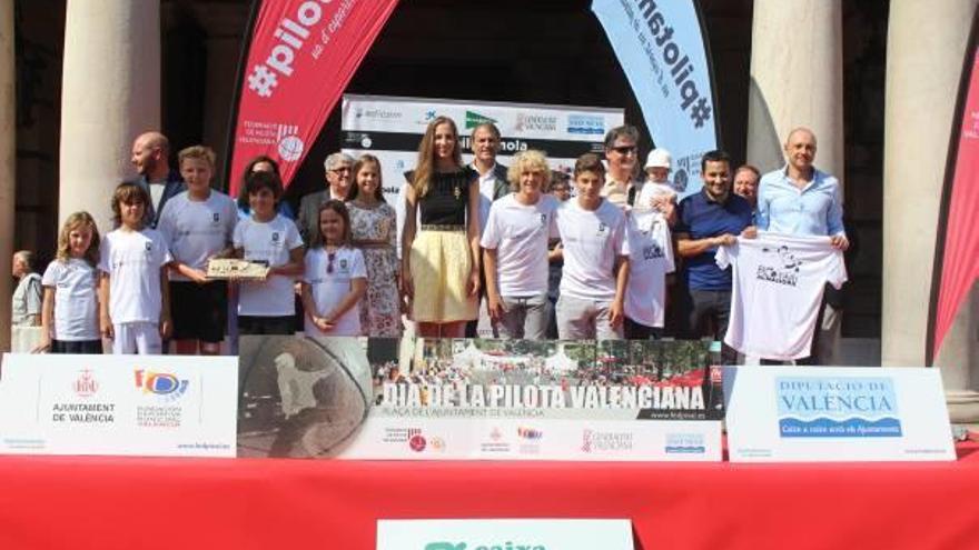 L&#039;Escola d&#039;Almassora va rebre el seu premi a València.