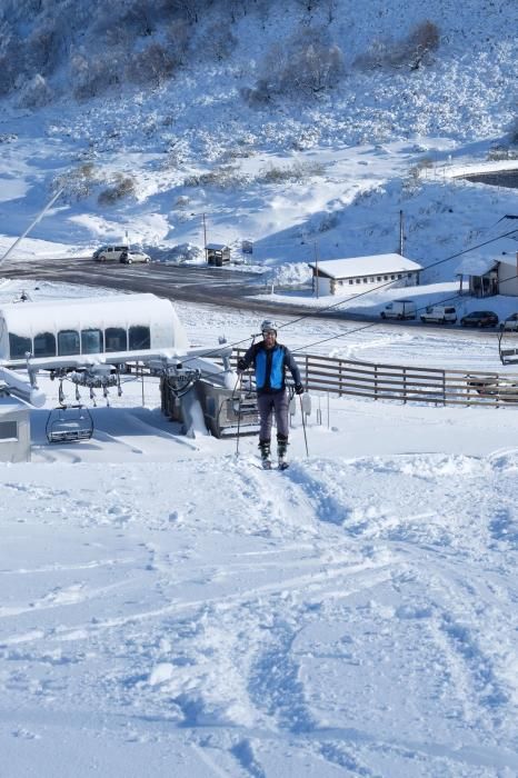 La última nevada en Pajares, en imágenes.