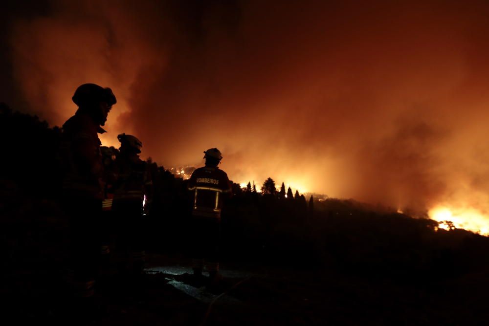 Los incendios en el Algarve portugués, en imágenes