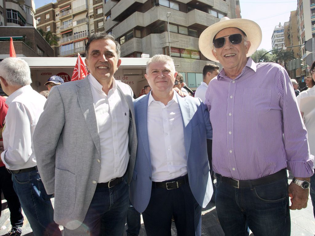 Las imágenes de la marcha del Primero de Mayo en Murcia