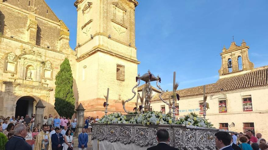 La procesión del Corpus Christi de Bujalance luce la custodi
