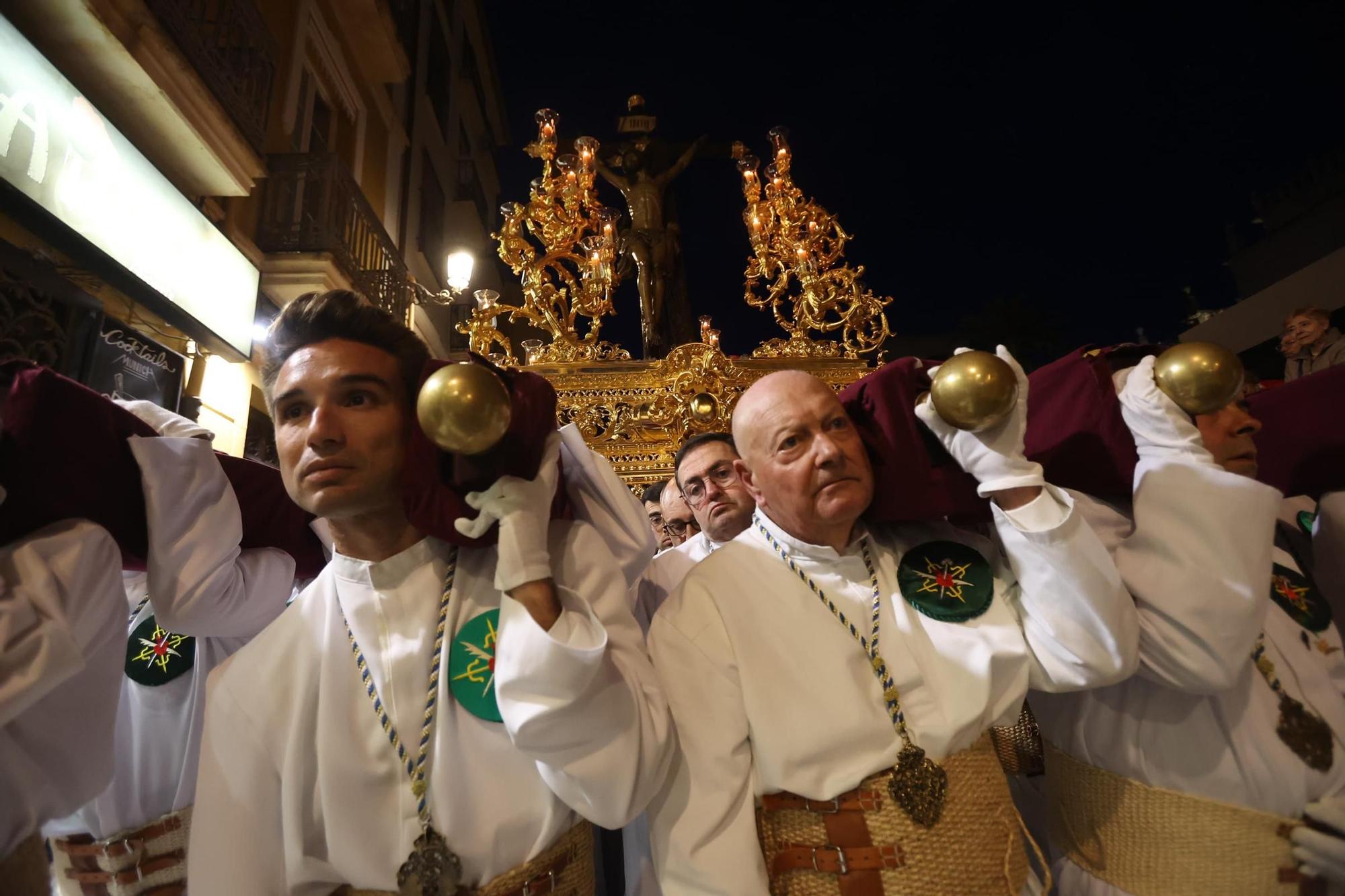 La Hermandad Cristo del Mar recorre el Casco Antiguo de Alicante este Martes Santo