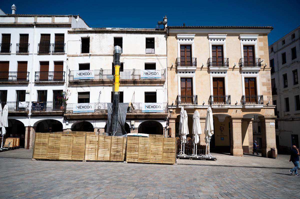 El inmueble contiguo al Casa Don Fernando se rehabilita para incorporar doce nuevas habitaciones.