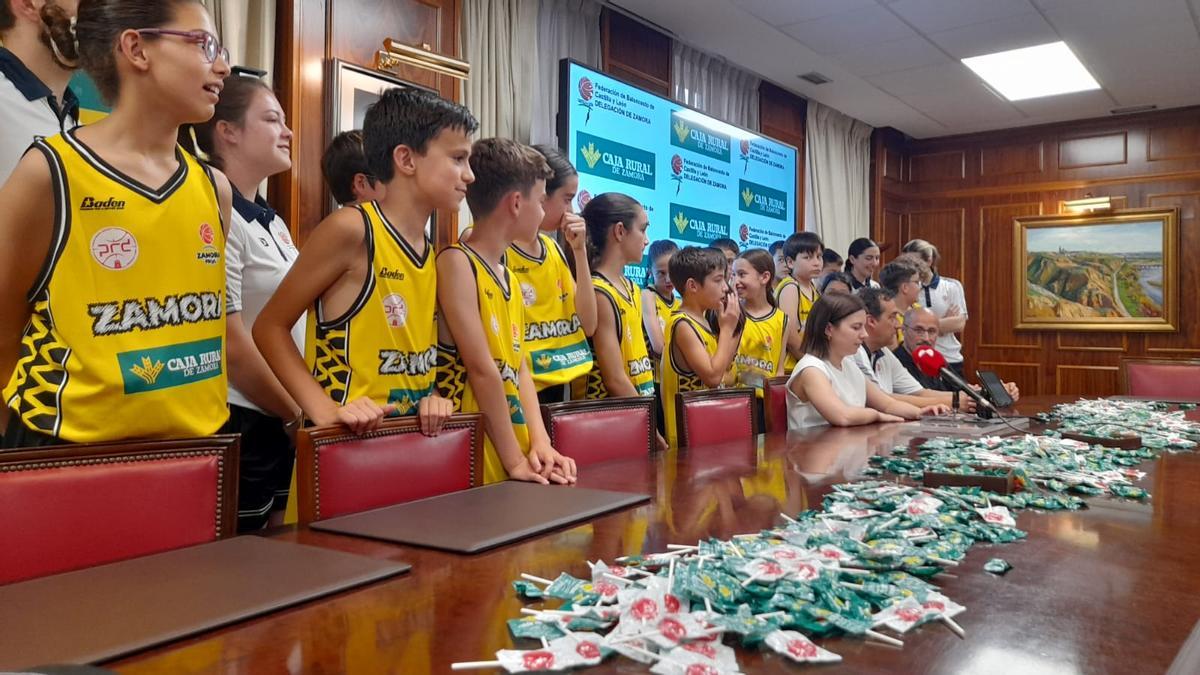 Los niños y niñas del PRD provincial