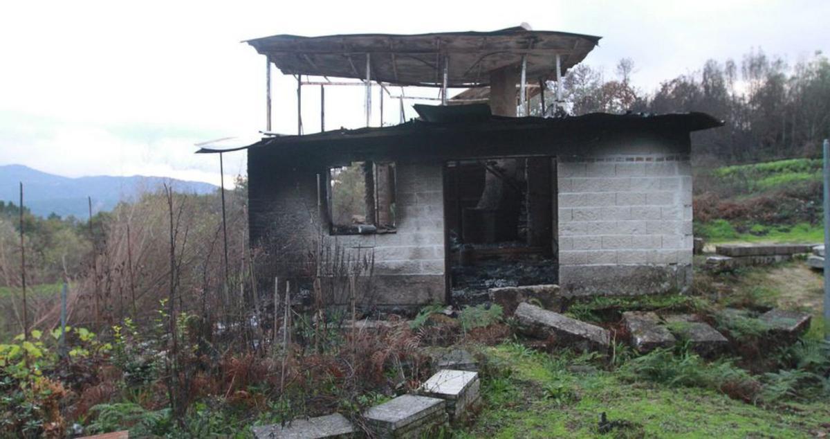 El local de ensayo reducido a escombros. |  Iñaki Osorio