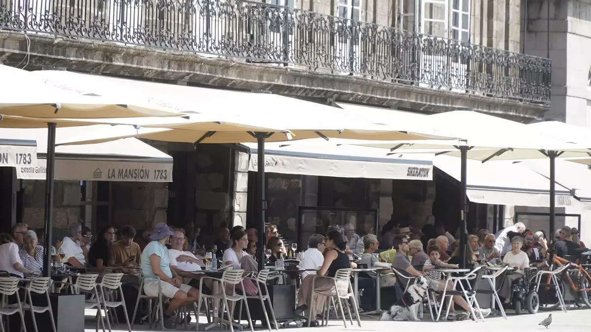 Hoteles completos y terrazas llenas en A Coruña ante el eclipse solar: "La última habitación que completé fue ayer"