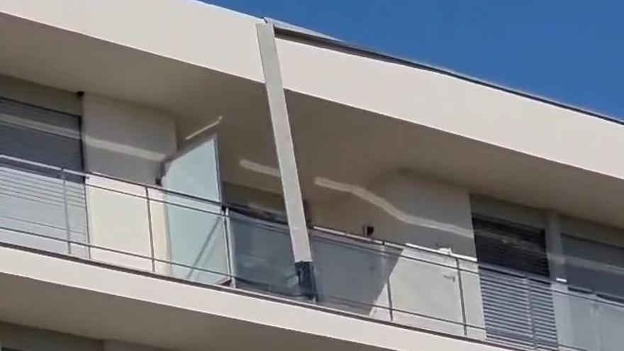 Peligro por un hierro que cuelga en Torre Bellver