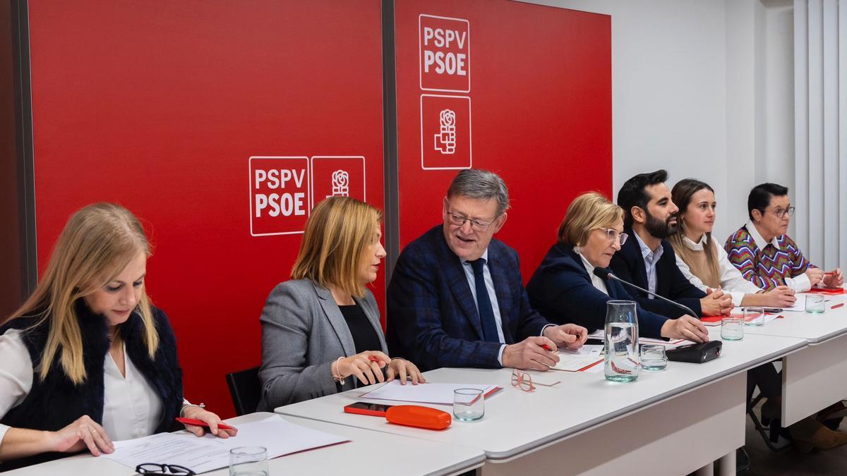 Puig preside una reunión de la ejecutiva del PSPV