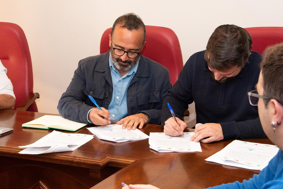 Firma del manifiesto.