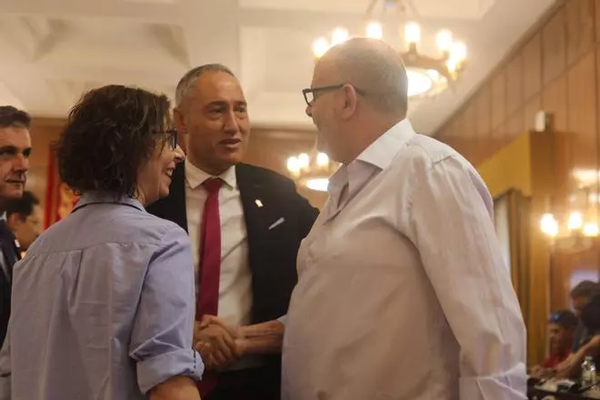 El regreso de David García y la paternidad de Eloy Tomé marcan el inicio del pleno provincial
