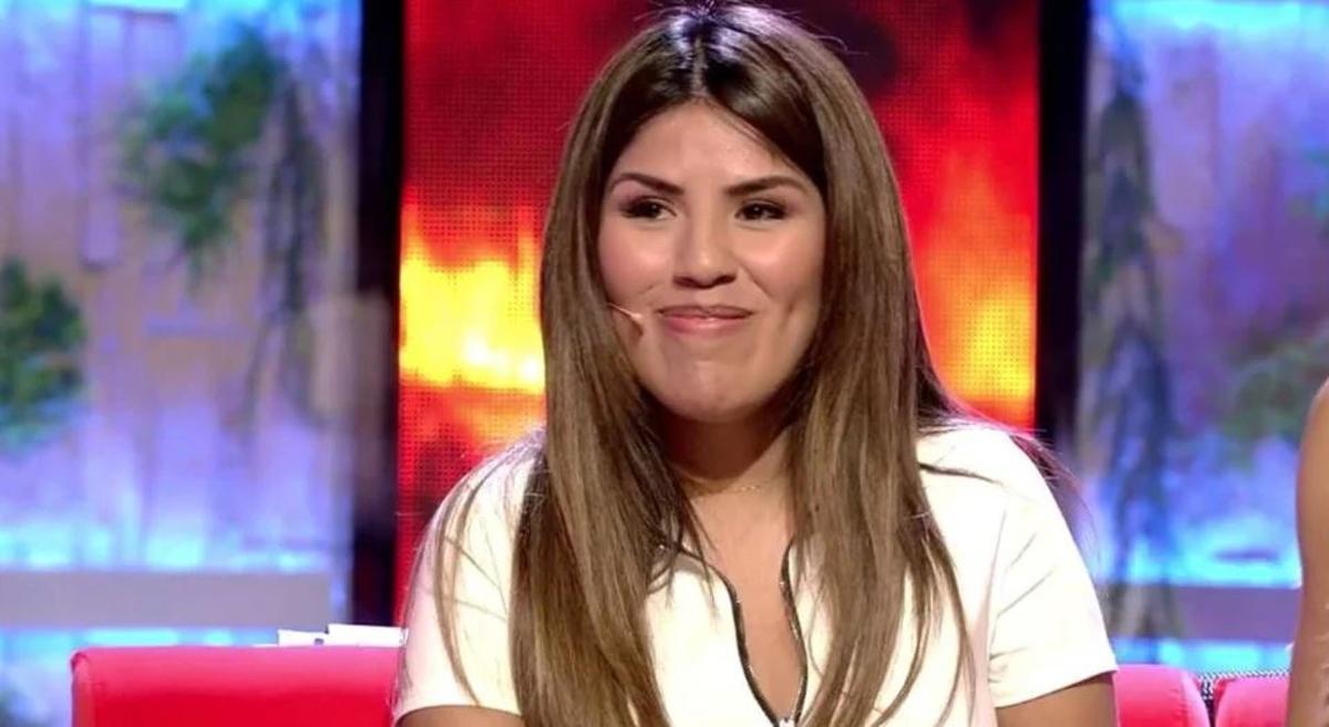 El grave problema que está teniendo Isa Pantoja a unos días de irse de vacaciones: "No me cierran"
