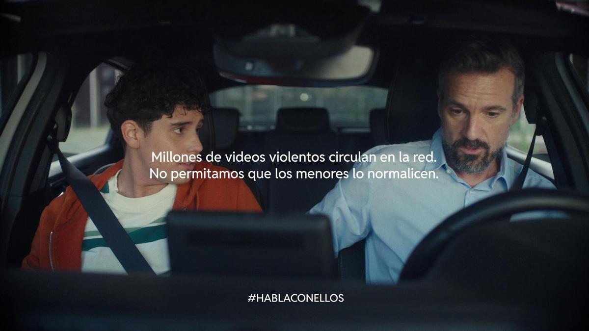 Imatge promocional de la campanya contra el Happy Slapping de la fundaciónSOL i la Policía Nacional