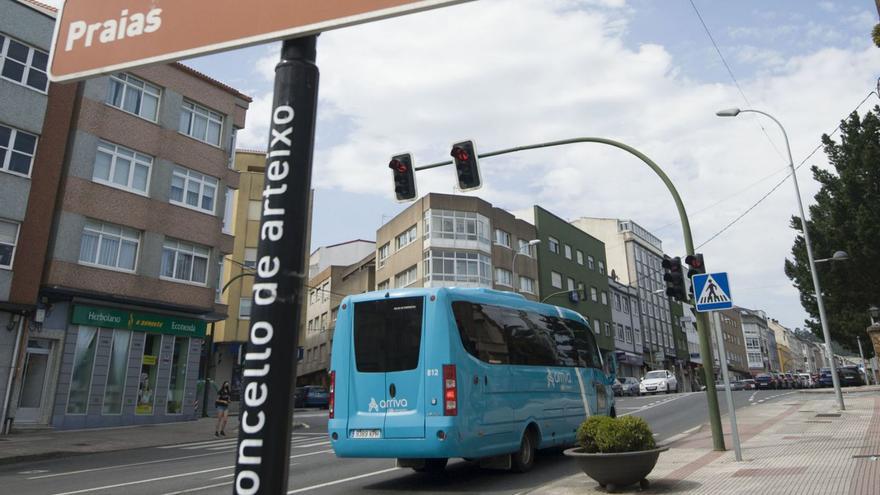 Arteixo saca a concurso la compra de tres minibuses eléctricos para el transporte rural