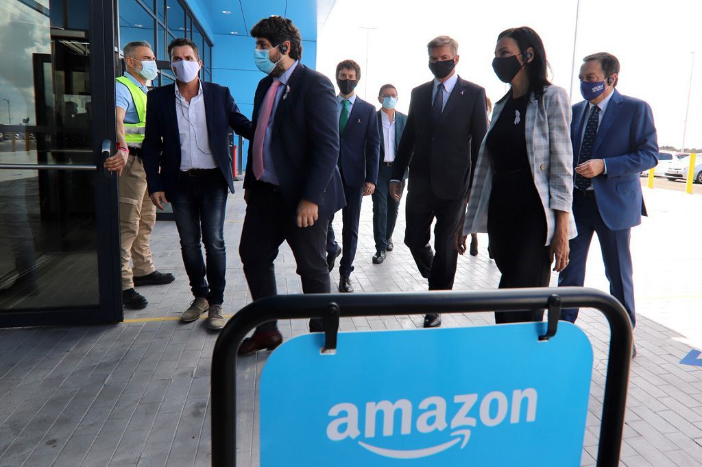 Inauguración del centro logístico de Amazon en Murcia