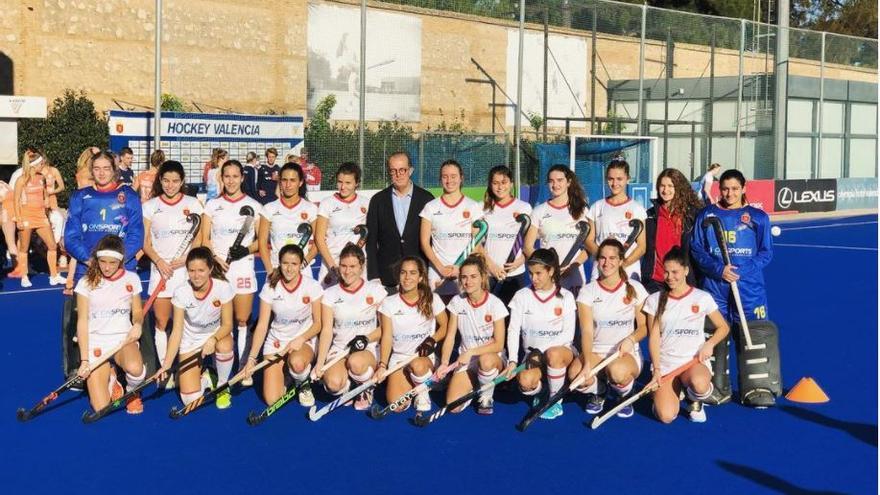 Las Redsticks sub&#039;21 acaban terceras en el IV Naciones de València