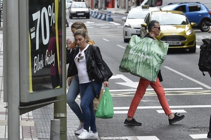 Black friday en la zona comercial de Mesa y López