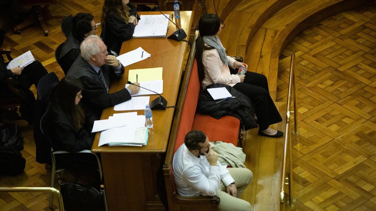 Rosa Peral y Albert López en el juicio