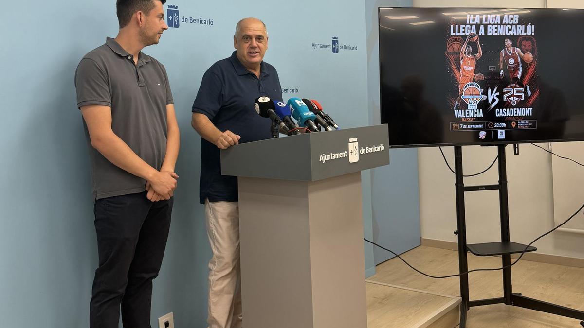 La disputa del partido fue anunciada en rueda de prensa en el Ayuntamiento de Benicarló.