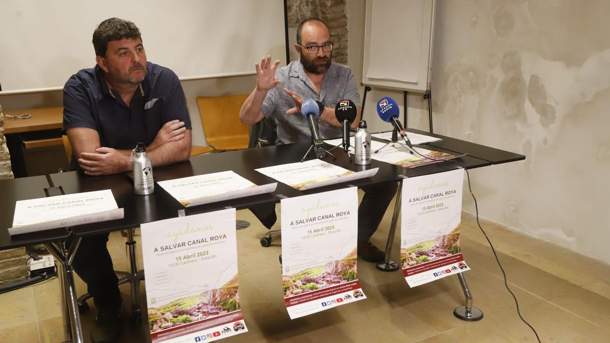 Vallés y Navarro, durante la presentación del paseo educativo.