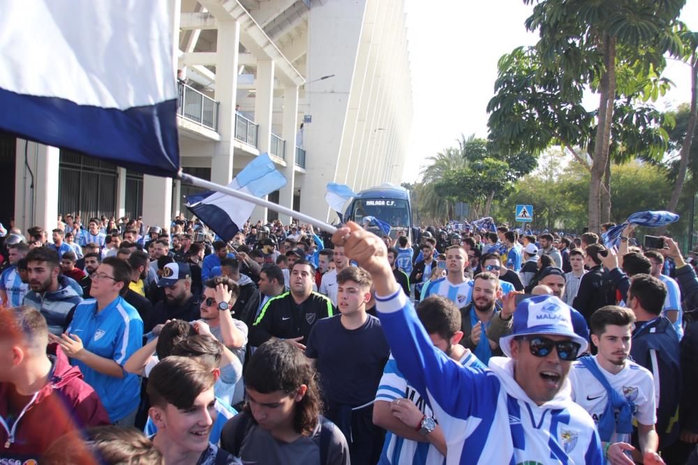 Recibimiento al Málaga CF antes del partido ante el Deportivo