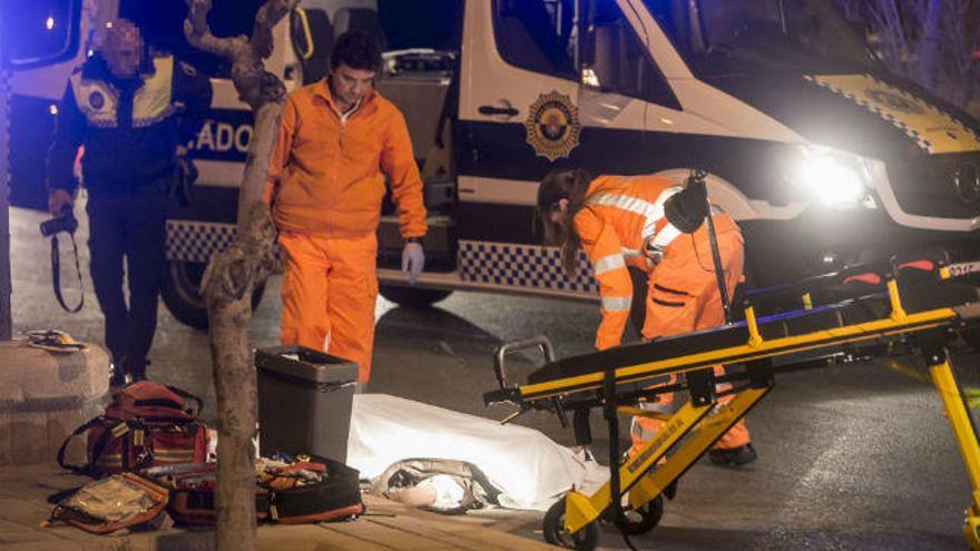 Un motorista de unos 50 años pierde la vida en un accidente en Alicante