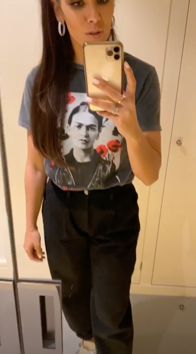 Cristina Pedroche con camiseta de Frida Kahlo
