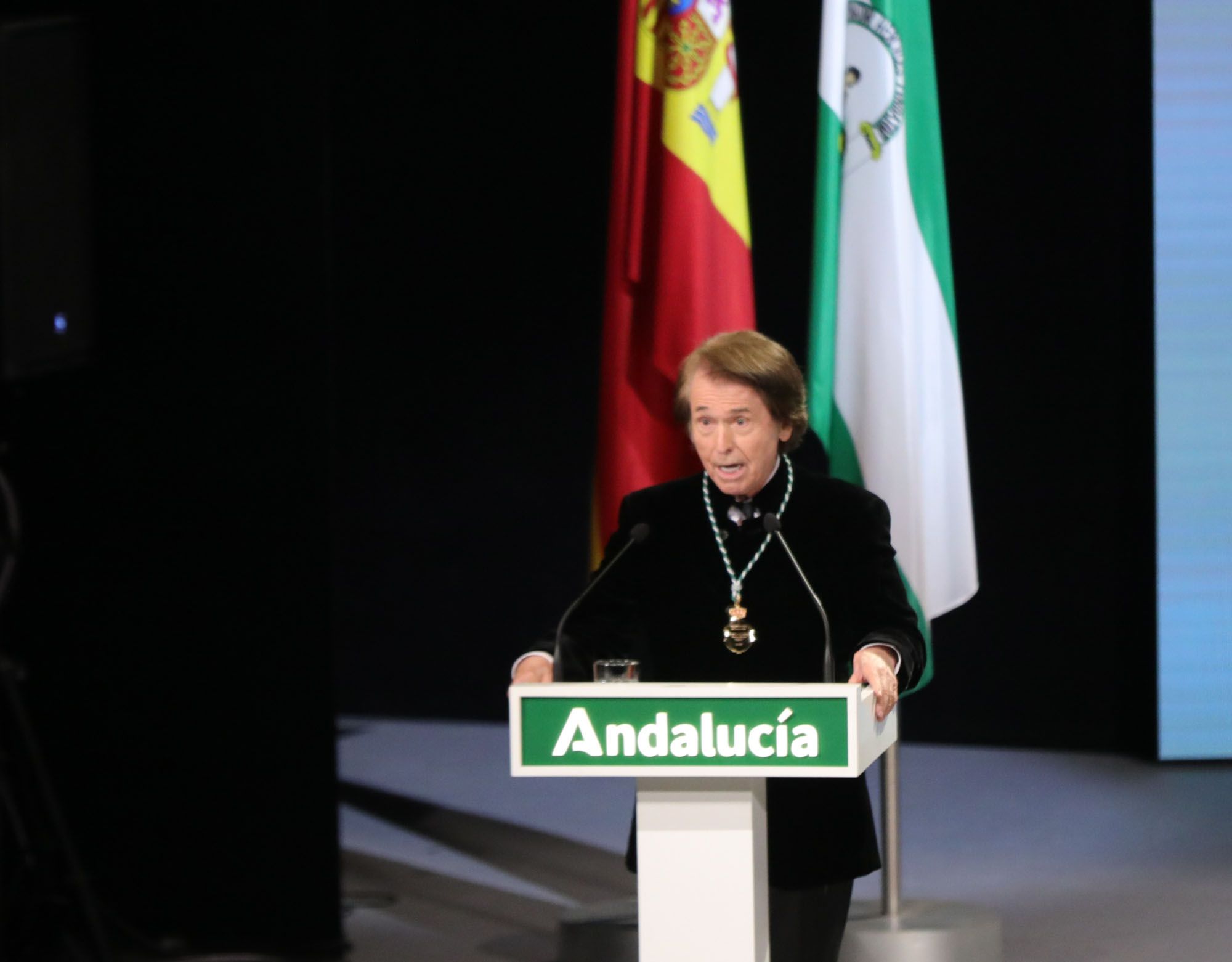 Las imágenes del acto institucional por el Día de Andalucía en el Parlamento andaluz