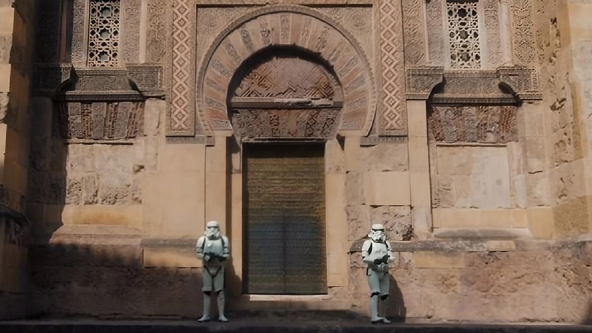 Soldados imperiales en la Mezquita-Catedral de Córdoba