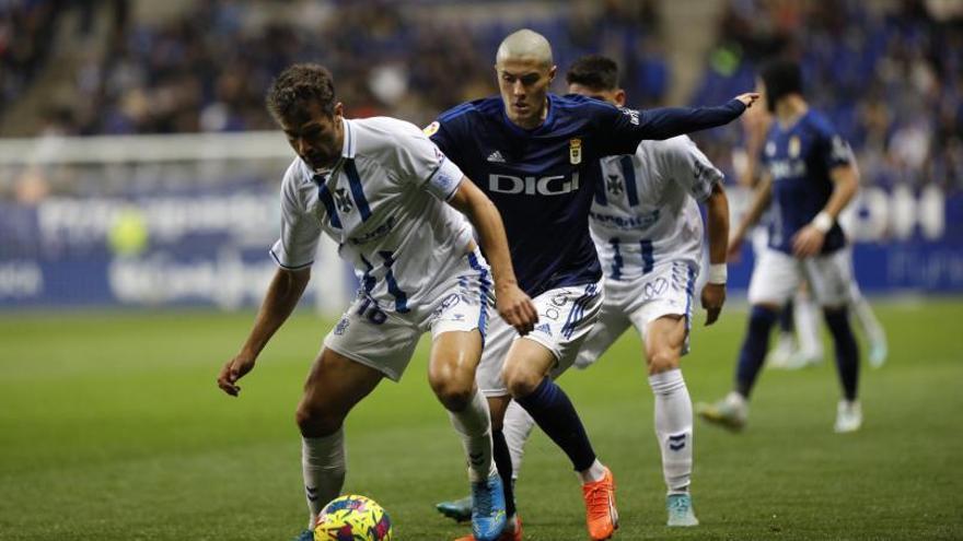 Aitor Sanz, a 20 partidos del top3 del Tenerife