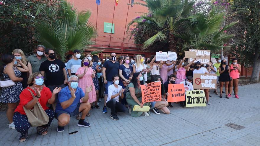 Unos 600 alumnos de cuatro institutos tendrán clase por las tardes por la pandemia