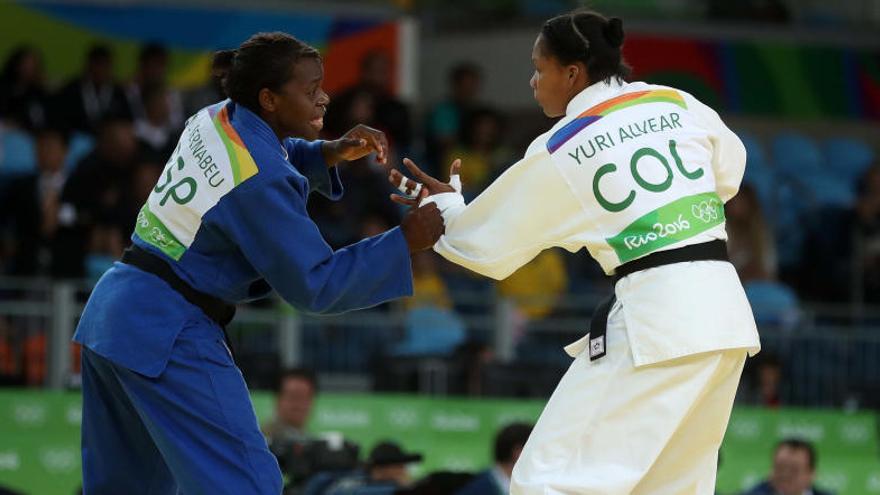 La alicantina María Bernabéu peleará por el bronce