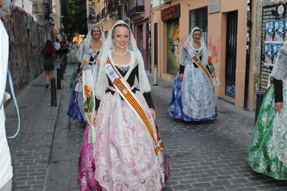 Procesión en el Barrio del Carmen y "cant de la carxofa"