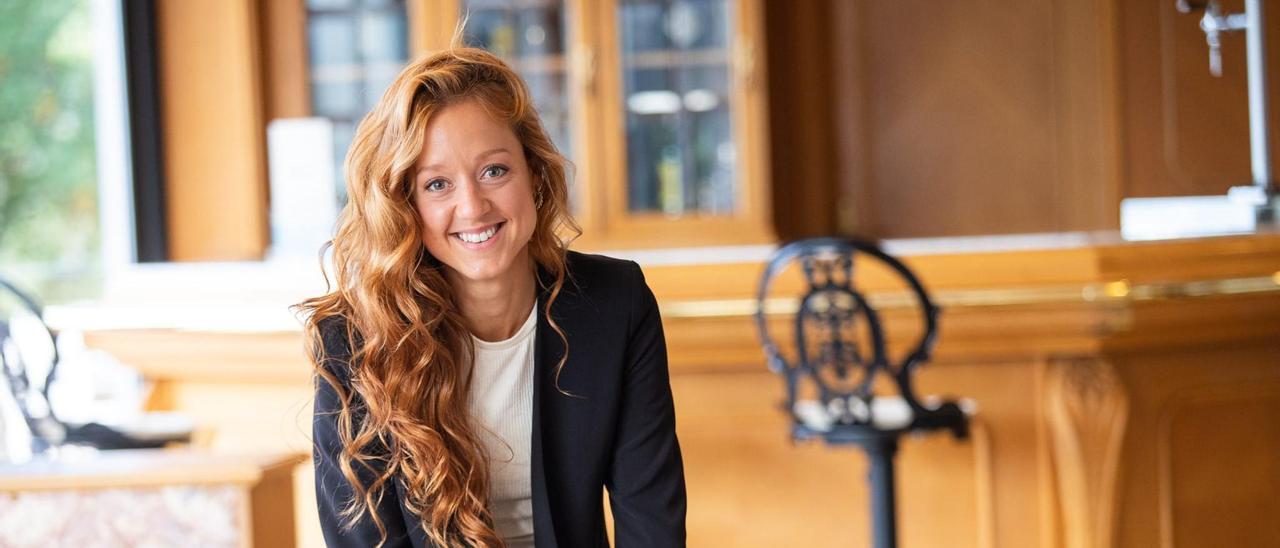 La escritora e investigadora ilicitana Irene García Losquiño.