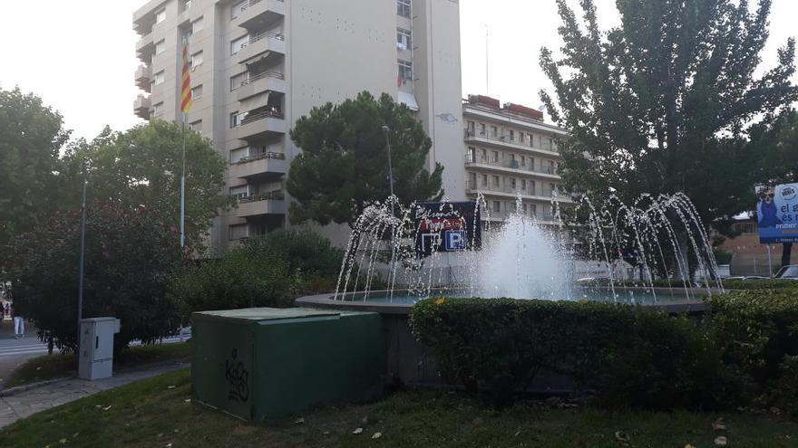 L&#039;estelada torna a presidir la plaça de l&#039;Onze de Setembre