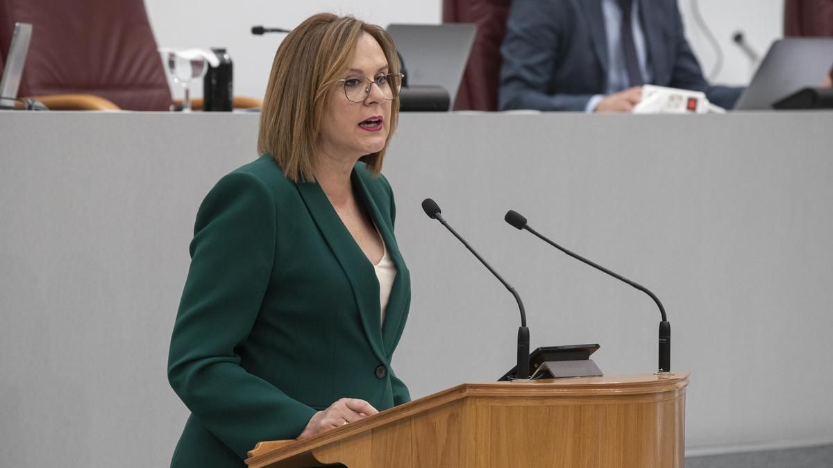 Isabel Franco, este miércoles en la Asamblea Regional.