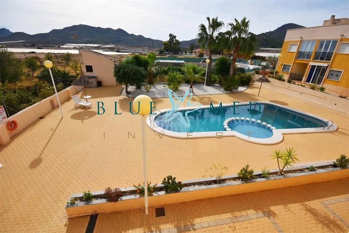 Ático con piscina barato en venta en Mazarrón