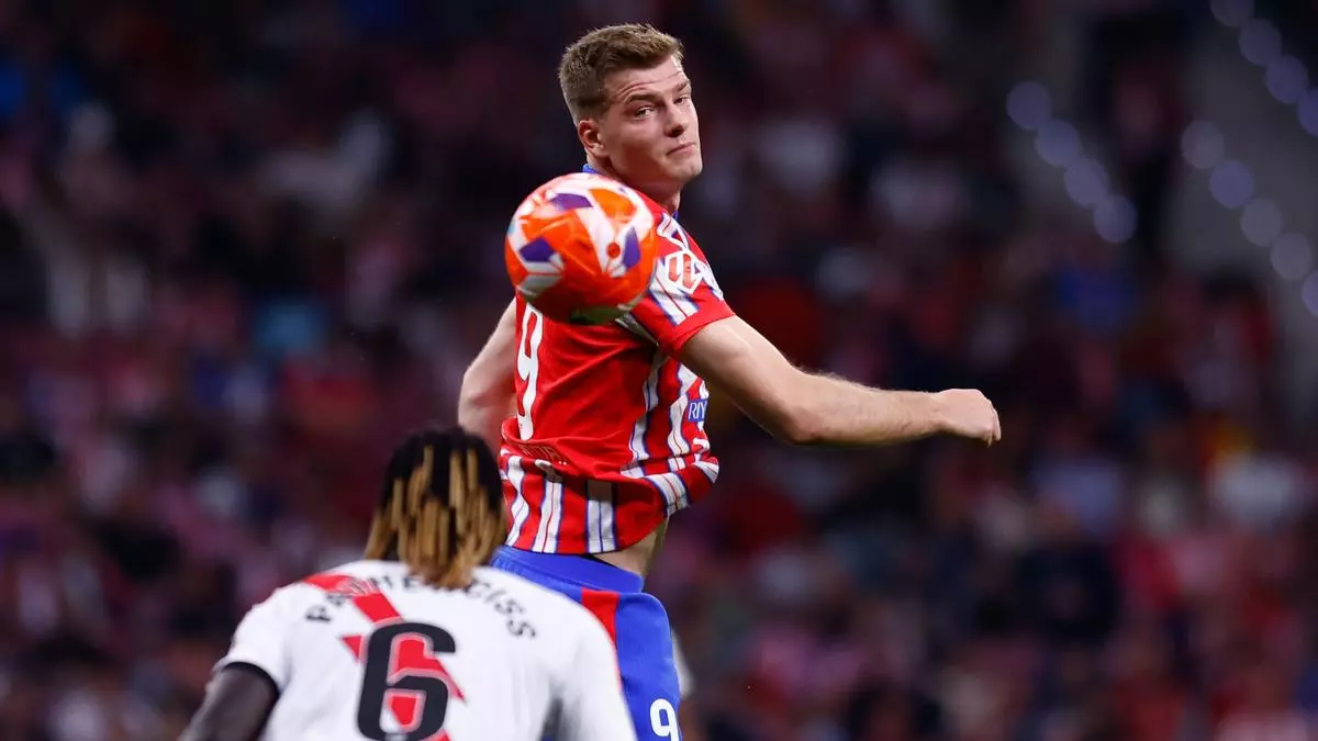 Sorloth quiere “jugar en el Atlético mucho, mucho” tiempo “más”