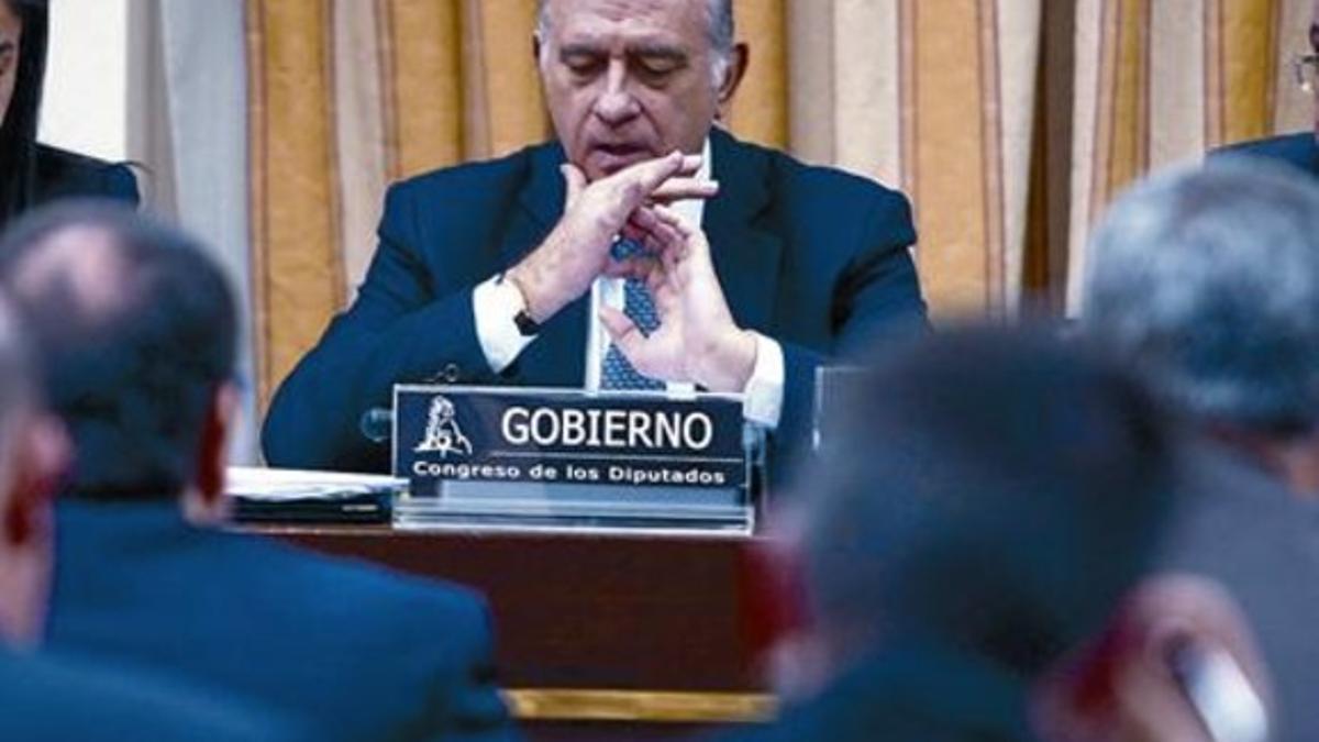 El ministro del Interior, Jorge Fernández Díaz, durante su comparecencia de ayer en el Congreso.