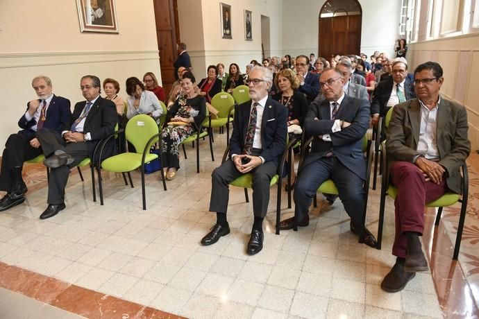 28-05-19  GENTE Y CULTURA. RECTORADO. LAS PALMAS DE GRAN CANARIA. ULPGC. La Real Academia de Medicina de Canarias organiza un acto con motivo del ingreso como académico numerario del Catedrático de la Universidad de Las Palmas de Gran Canaria (ULPGC), Manuel Sosa Henríquez. Fotos: Juan Castro.  | 28/05/2019 | Fotógrafo: Juan Carlos Castro