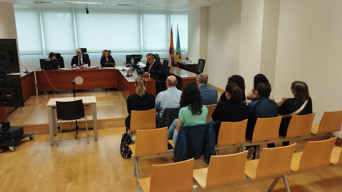 Un momento del juicio de este miércoles en la Audiencia de Elche