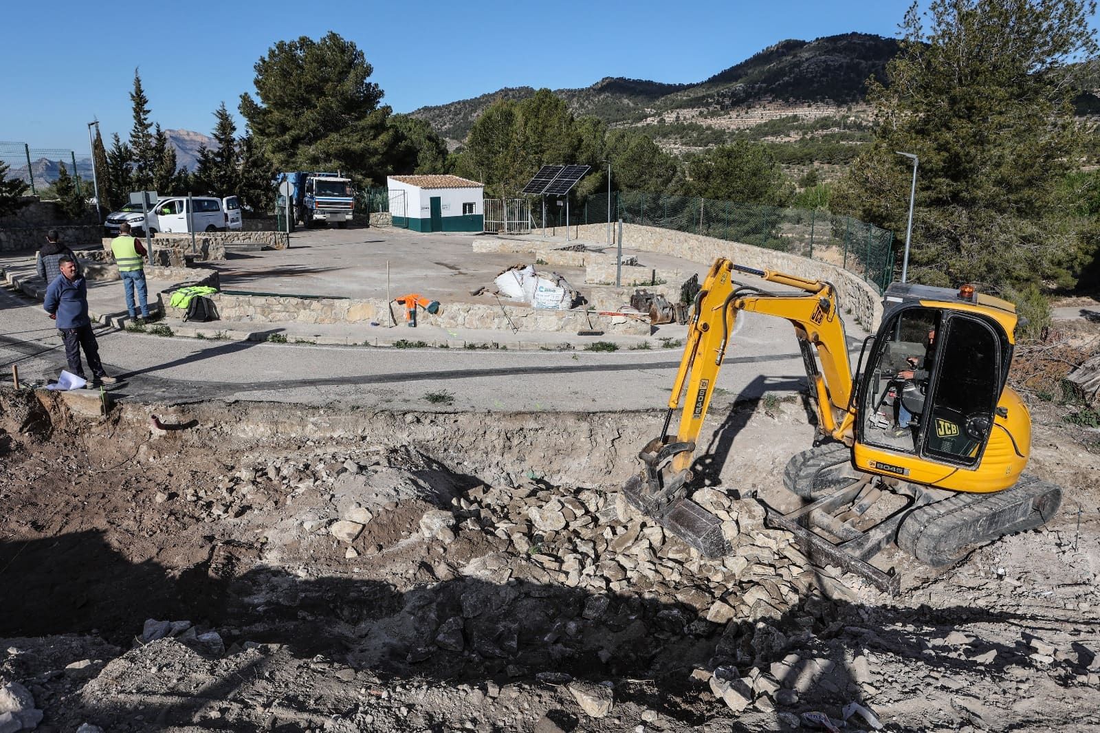 Recta final de las obras de mejora de los ecoparques de Torremanzanas y Benilloba, del Consorcio Terra y Prezero