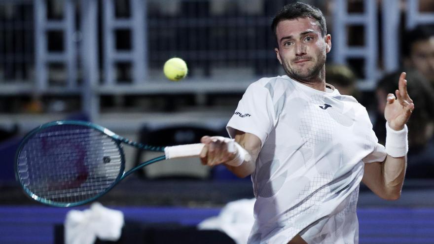 Pedro Martínez durante su partido ante Báez.