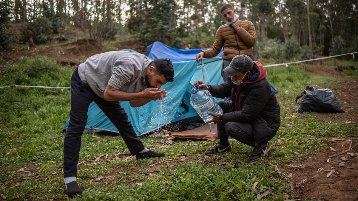 Visita de López Aguilar a Las Raíces