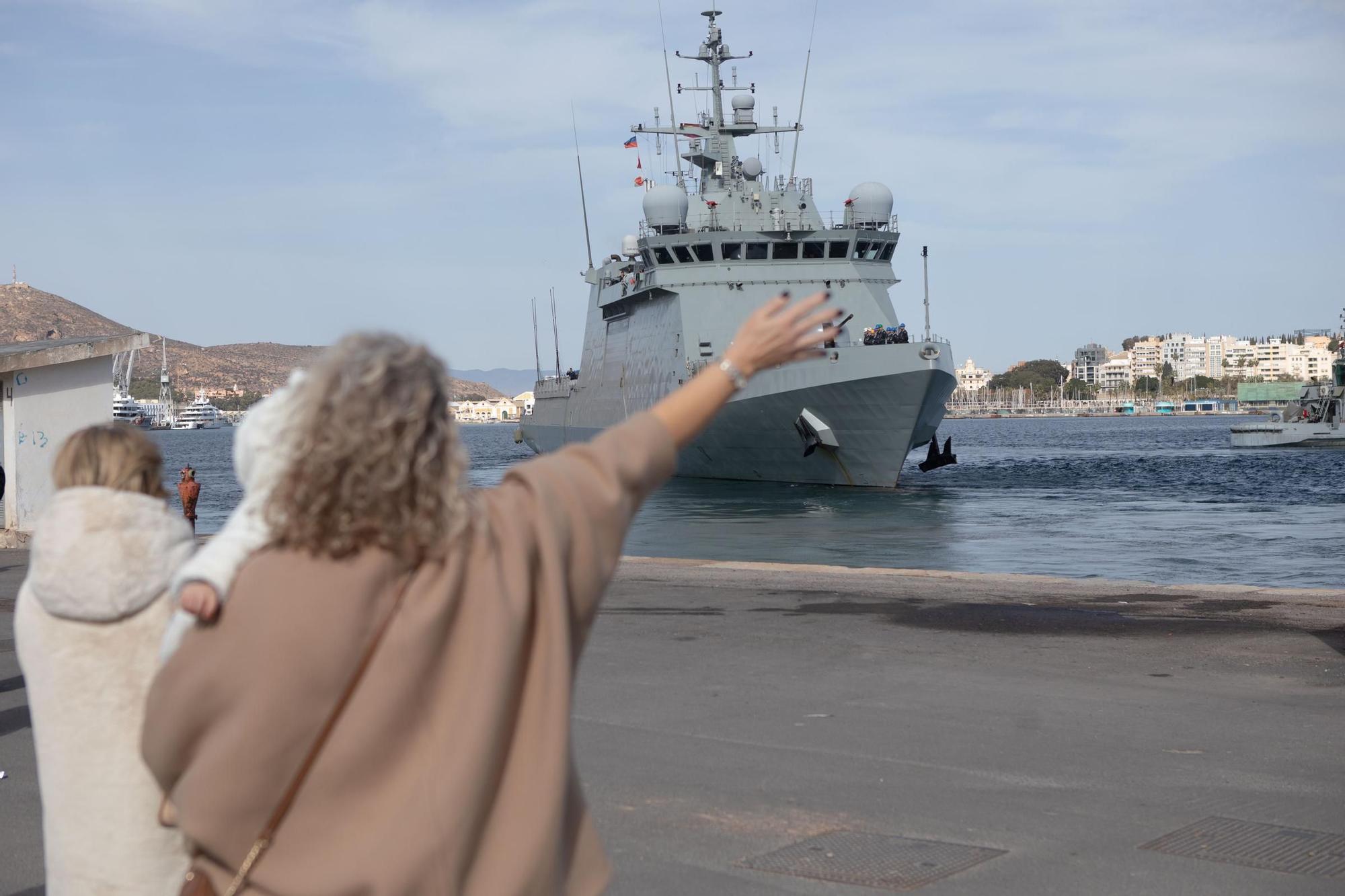 FOTOS: los 74 marinos del BAM ‘Furor’ parten de Cartagena hasta aguas del Golfo de Guinea