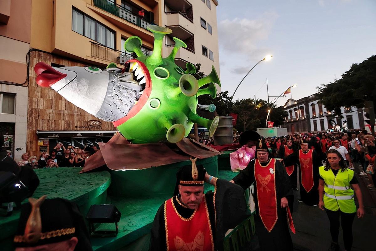 Entierro de la Sardina y primer acto del Carnaval 2022 en la calle