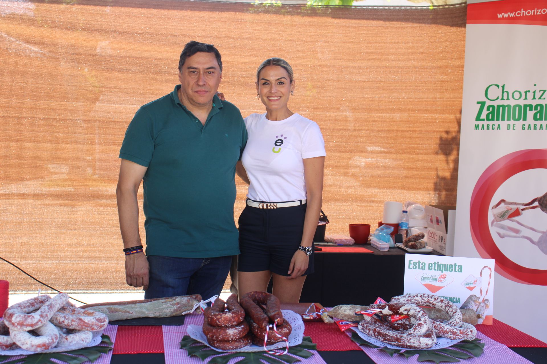 La inmensa variedad del chorizo zamorano se da cita en El Puente