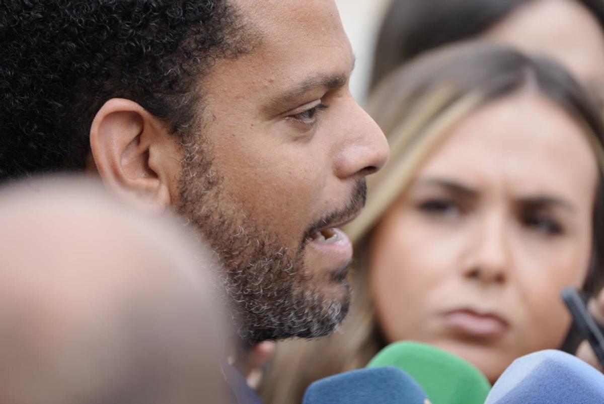 Fotogalería | Segunda sesión del pleno de investidura de María Guardiola en imágenes