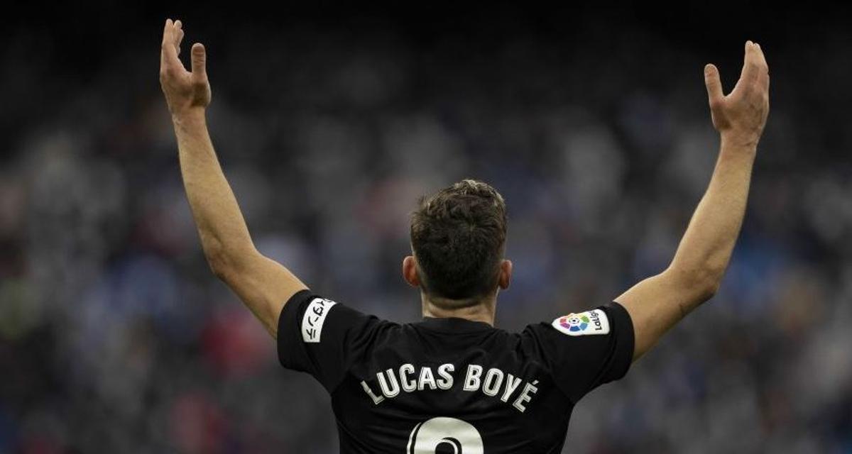 Boyé celebra su gol en el Bernabéu