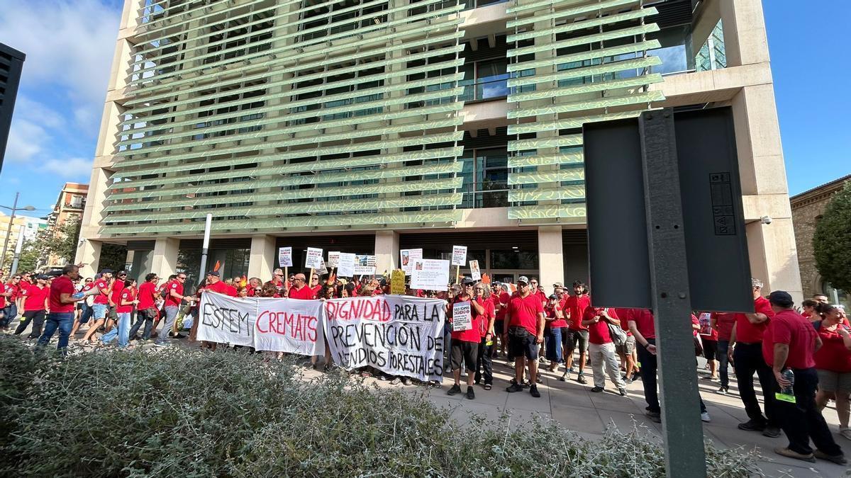 El personal de prevención de incendios continuará con las protestas
